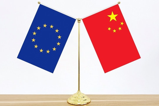 Doanh nghiệp Trung Quốc lo ngại EU áp dụng hạn chế tiếp cận thị trường mua sắm công Doanh nghiệp Trung Quốc lo ngại EU áp dụng hạn chế tiếp cận thị trường mua sắm công
