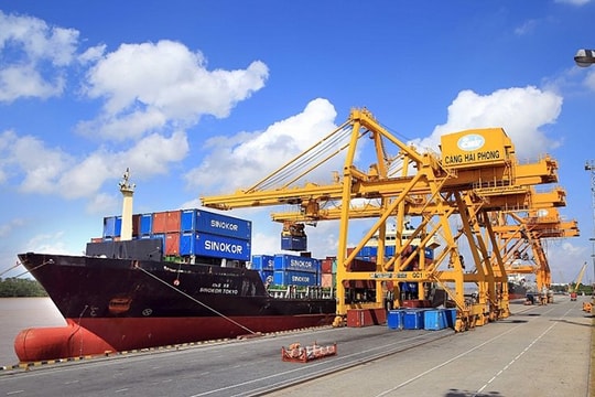 Xuất khẩu tăng 14%, xuất siêu 4,67 tỷ USD trong tháng 5