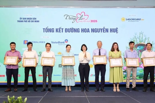 Tổng kết Đường hoa Nguyễn Huệ 2025: Tặng Bằng khen cho 83 cá nhân và 46 tập thể Tổng kết Đường hoa Nguyễn Huệ 2025: Tặng Bằng khen cho 83 cá nhân và 46 tập thể