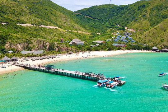 Bình Định công bố ba tuyến đường thủy nội địa kết nối Nhơn Lý - Kỳ Co - Hòn Khô Bình Định công bố ba tuyến đường thủy nội địa kết nối Nhơn Lý - Kỳ Co - Hòn Khô