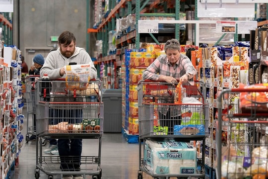 Kinh tế Mỹ tháng 5/2025: Lao động giữ ổn định, rủi ro tăng cao Kinh tế Mỹ tháng 5/2025: Lao động giữ ổn định, rủi ro tăng cao