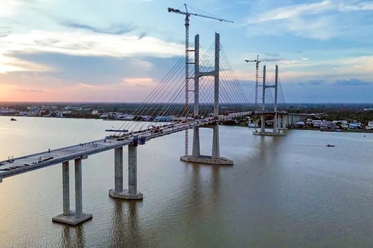 Dự kiến hoàn thành cầu Rạch Miễu 2 vào tháng 8/2025 Dự kiến hoàn thành cầu Rạch Miễu 2 vào tháng 8/2025