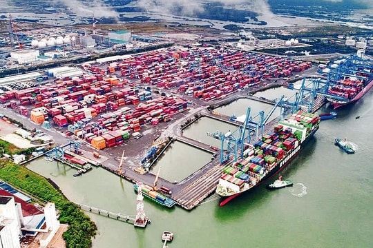 Bà Rịa - Vũng Tàu duy trì đà tăng trưởng đầu tư ấn tượng, hướng tới mục tiêu kinh tế hai con số Bà Rịa - Vũng Tàu duy trì đà tăng trưởng đầu tư ấn tượng, hướng tới mục tiêu kinh tế hai con số