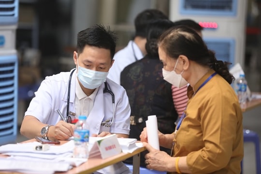 Từ 1/7, người tham gia BHYT được hưởng 100% chi phí khám chữa bệnh, kể cả khi trái tuyến Từ 1/7, người tham gia BHYT được hưởng 100% chi phí khám chữa bệnh, kể cả khi trái tuyến