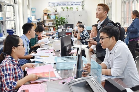 TP.HCM chuyển đổi 700 cán bộ cấp huyện, xã sang công chức trong lộ trình tổ chức chính quyền địa phương hai cấp