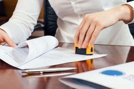 Phân quyền, phân cấp trong lĩnh vực quản lý nhà nước của Bộ Tư pháp Phân quyền, phân cấp trong lĩnh vực quản lý nhà nước của Bộ Tư pháp