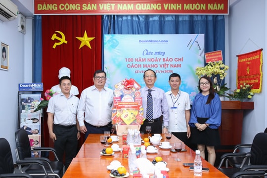 Ủy ban MTTQ Việt Nam TP.HCM thăm Tạp chí Doanh Nhân Sài Gòn nhân kỷ niệm 100 năm Ngày Báo chí Cách mạng Việt Nam