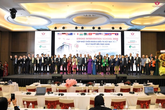 Khởi động Stroke Intervention School 2025: Cập nhật điều trị đột quỵ và ra mắt trung tâm nghiên cứu tiền lâm sàng đầu tiên tại Việt Nam Khởi động Stroke Intervention School 2025: Cập nhật điều trị đột quỵ và ra mắt trung tâm nghiên cứu tiền lâm sàng đầu tiên tại Việt Nam
