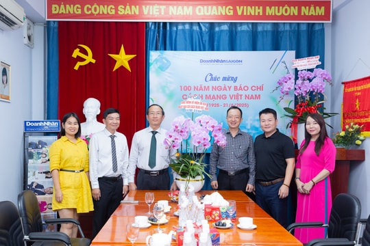 Hội Tư vấn và Đại lý Thuế TP.HCM thăm Tạp chí Doanh Nhân Sài Gòn nhân Ngày Báo chí Cách mạng Việt Nam Hội Tư vấn và Đại lý Thuế TP.HCM thăm Tạp chí Doanh Nhân Sài Gòn nhân Ngày Báo chí Cách mạng Việt Nam