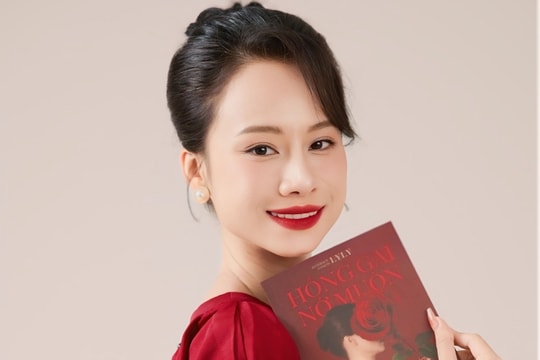 "Hồng Gai Nở Muộn" - Cuốn sách khai mở nội lực phụ nữ trong hôn nhân "Hồng Gai Nở Muộn" - Cuốn sách khai mở nội lực phụ nữ trong hôn nhân