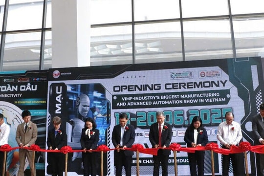 Khai mạc Triển lãm Công nghiệp và Sản xuất Việt Nam (VIMF 2025)