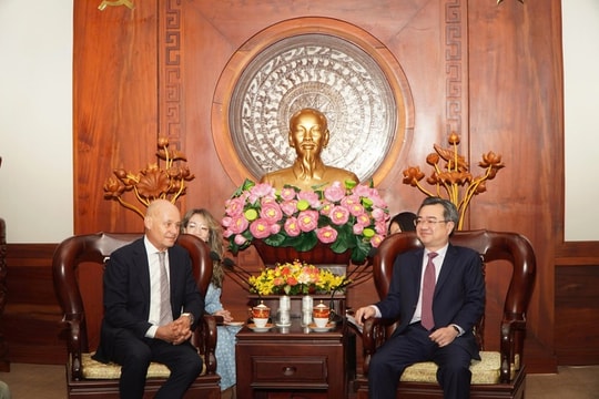 Hà Lan mong muốn đẩy mạnh hợp tác với TP.HCM trong phát triển bền vững và đổi mới sáng tạo Hà Lan mong muốn đẩy mạnh hợp tác với TP.HCM trong phát triển bền vững và đổi mới sáng tạo