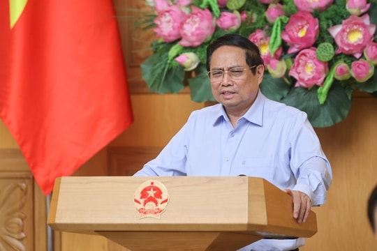 Thủ tướng yêu cầu hoàn tất chính sách, chi trả cho cán bộ nghỉ việc trước ngày 30/6