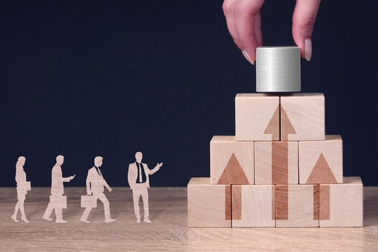 Tiếp đất - Nghệ thuật đứng vững ở đỉnh cao