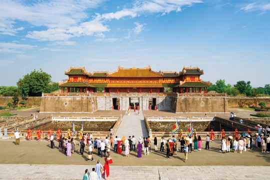 Giữ gìn di sản trước làn sóng đô thị hóa và du lịch đại trà Giữ gìn di sản trước làn sóng đô thị hóa và du lịch đại trà
