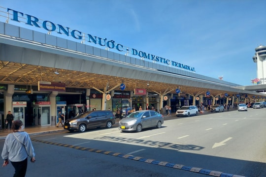 Sân bay Tân Sơn Nhất và Long Thành thuộc quản lý của Hải quan khu vực 15 Sân bay Tân Sơn Nhất và Long Thành thuộc quản lý của Hải quan khu vực 15