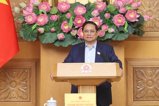 Thủ tướng Phạm Minh Chính: Kiên quyết tuyên chiến, quét sạch thuốc giả, thực phẩm giả Thủ tướng Phạm Minh Chính: Kiên quyết tuyên chiến, quét sạch thuốc giả, thực phẩm giả