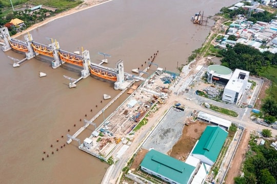 Bản tin trưa 25/6: Bộ Tài chính đề xuất gỡ vướng cho dự án chống ngập 10.000 tỷ đồng ở TP.HCM Bản tin trưa 25/6: Bộ Tài chính đề xuất gỡ vướng cho dự án chống ngập 10.000 tỷ đồng ở TP.HCM