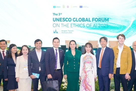 UNESCO thúc đẩy trí tuệ nhân tạo có đạo đức: Hành trình lấy con người làm gốc UNESCO thúc đẩy trí tuệ nhân tạo có đạo đức: Hành trình lấy con người làm gốc