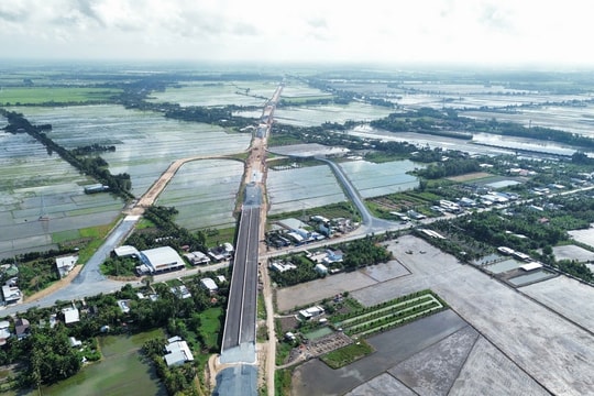 Tuyến cao tốc Cần Thơ - Cà Mau hơn 110km sẽ hoàn thành trước ngày 19/12 Tuyến cao tốc Cần Thơ - Cà Mau hơn 110km sẽ hoàn thành trước ngày 19/12