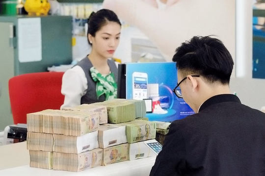 Gần 350.000 tỷ đồng được giải ngân từ chương trình kết nối ngân hàng - doanh nghiệp tại TP.HCM Gần 350.000 tỷ đồng được giải ngân từ chương trình kết nối ngân hàng - doanh nghiệp tại TP.HCM