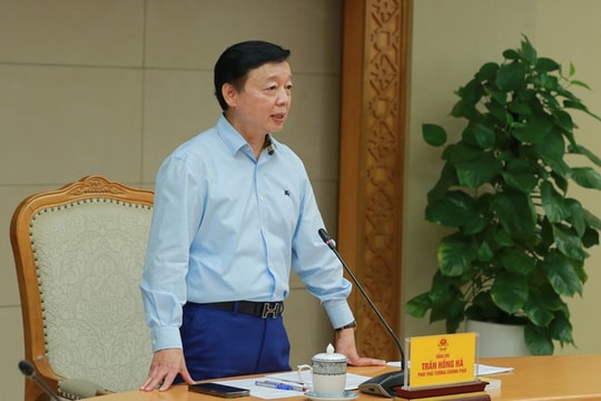 Phó Thủ tướng Trần Hồng Hà: Cần áp thuế lũy tiến đối với đất bỏ hoang, sử dụng kém hiệu quả Phó Thủ tướng Trần Hồng Hà: Cần áp thuế lũy tiến đối với đất bỏ hoang, sử dụng kém hiệu quả