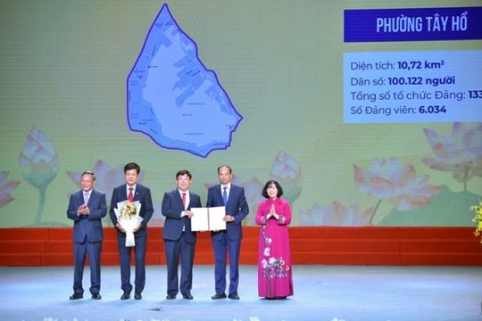 Công bố 126 Bí thư, Chủ tịch UBND các xã phường mới của Hà Nội sau sắp xếp