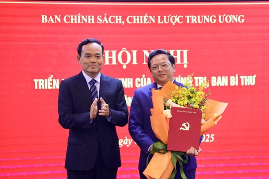 Triển khai quyết định của Bộ Chính trị, Ban Bí thư về công tác nhân sự tại Ban Chính sách, chiến lược Trung ương Triển khai quyết định của Bộ Chính trị, Ban Bí thư về công tác nhân sự tại Ban Chính sách, chiến lược Trung ương