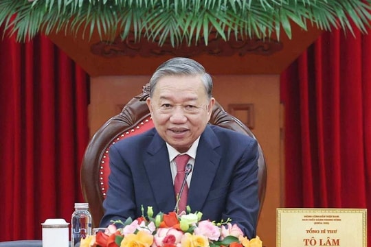 Tổng Bí thư Tô Lâm điện đàm với Tổng thống Mỹ Donald Trump Tổng Bí thư Tô Lâm điện đàm với Tổng thống Mỹ Donald Trump