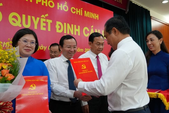 Ông Đặng Quốc Toàn được phân công giữ chức Phó Trưởng Ban Tổ chức Thành ủy TP.HCM Ông Đặng Quốc Toàn được phân công giữ chức Phó Trưởng Ban Tổ chức Thành ủy TP.HCM
