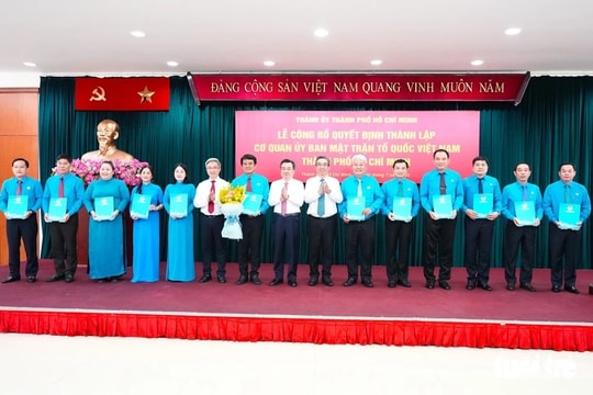 TP.HCM công bố nhân sự lãnh đạo các tổ chức chính trị - xã hội TP.HCM công bố nhân sự lãnh đạo các tổ chức chính trị - xã hội