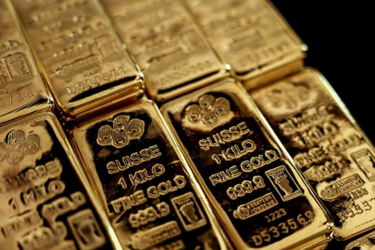 Giá vàng duy trì đà tăng sau khi Thượng viện Mỹ thông qua dự luật giảm thuế Giá vàng duy trì đà tăng sau khi Thượng viện Mỹ thông qua dự luật giảm thuế