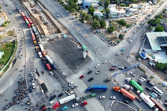 Nút giao An Phú nguy cơ chậm tiến độ, khó cán đích đúng hẹn ngày 31/12 Nút giao An Phú nguy cơ chậm tiến độ, khó cán đích đúng hẹn ngày 31/12