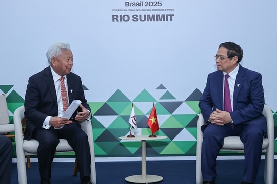 Thủ tướng đề nghị AIIB tiếp tục hỗ trợ Việt Nam thực hiện các dự án lớn Thủ tướng đề nghị AIIB tiếp tục hỗ trợ Việt Nam thực hiện các dự án lớn