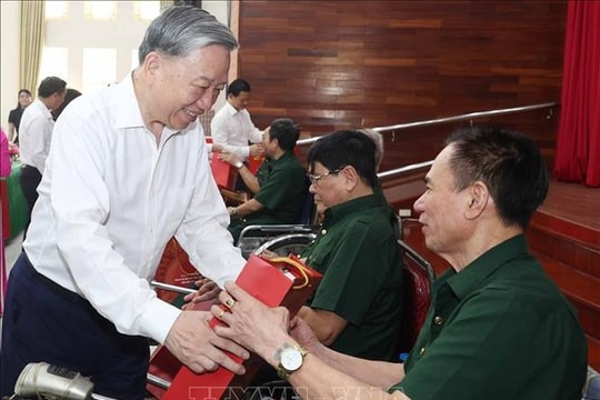 Bản tin sáng 16/7: Tổng Bí thư Tô Lâm: “Đền ơn đáp nghĩa” là mệnh lệnh từ trái tim Bản tin sáng 16/7: Tổng Bí thư Tô Lâm: “Đền ơn đáp nghĩa” là mệnh lệnh từ trái tim