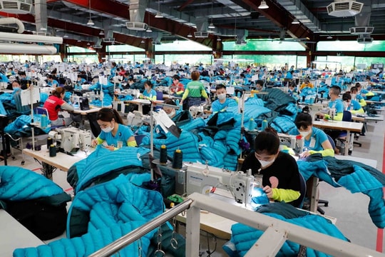 Bản tin chiều 1/8: Mỹ giảm thuế hàng hóa Việt Nam xuống 20%; TP.HCM hoàn thành vành đai 2 trong năm 2025 Bản tin chiều 1/8: Mỹ giảm thuế hàng hóa Việt Nam xuống 20%; TP.HCM hoàn thành vành đai 2 trong năm 2025