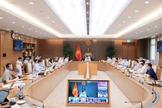 Phó thủ tướng Nguyễn Chí Dũng chủ trì họp Tổ công tác điều phối phát triển đô thị thông minh Phó thủ tướng Nguyễn Chí Dũng chủ trì họp Tổ công tác điều phối phát triển đô thị thông minh