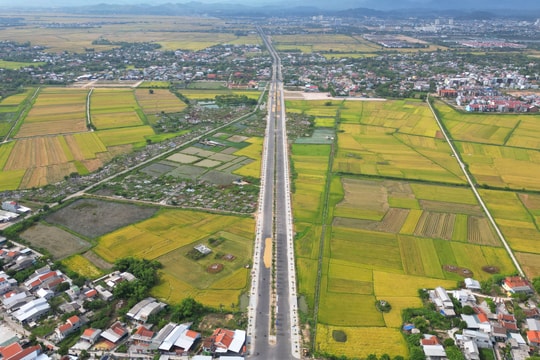 Hơn 100 khu tái định cư sắp hình thành tại miền Trung phục vụ tuyến đường sắt cao tốc quốc gia Hơn 100 khu tái định cư sắp hình thành tại miền Trung phục vụ tuyến đường sắt cao tốc quốc gia