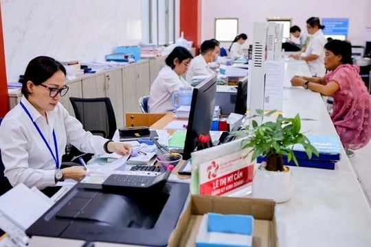 Hoàn tất cập nhật dữ liệu cán bộ, công chức theo mô hình chính quyền hai cấp trước ngày 15/8 Hoàn tất cập nhật dữ liệu cán bộ, công chức theo mô hình chính quyền hai cấp trước ngày 15/8
