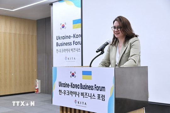 Thủ tướng Phạm Minh Chính gửi điện mừng tân Thủ tướng Ukraine Thủ tướng Phạm Minh Chính gửi điện mừng tân Thủ tướng Ukraine