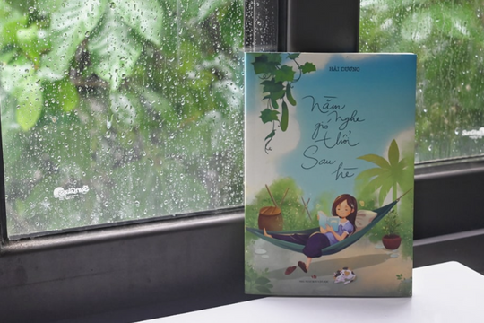 "Nằm nghe gió thổi sau hè" "Nằm nghe gió thổi sau hè"