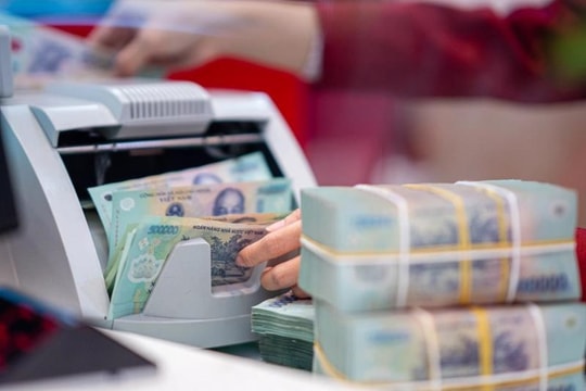 Lãi suất tiết kiệm giữ ổn định, lãi suất cho vay tiếp tục xu hướng giảm Lãi suất tiết kiệm giữ ổn định, lãi suất cho vay tiếp tục xu hướng giảm