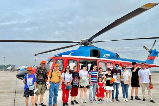 Đề xuất khôi phục tour du lịch trực thăng ngắm nhìn TP.HCM từ trên cao Đề xuất khôi phục tour du lịch trực thăng ngắm nhìn TP.HCM từ trên cao