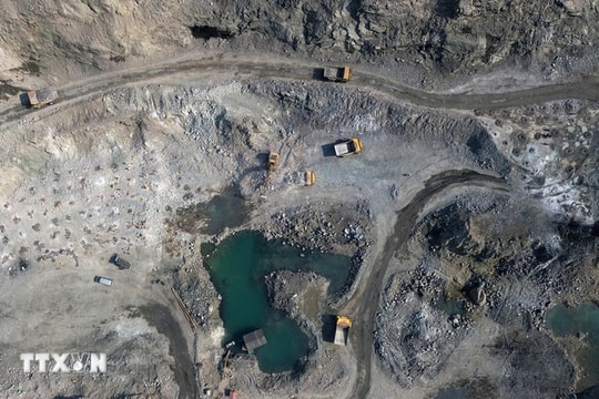 Giá quặng sắt giảm sau hai phiên tăng, thị trường kim loại phân hóa mạnh Giá quặng sắt giảm sau hai phiên tăng, thị trường kim loại phân hóa mạnh