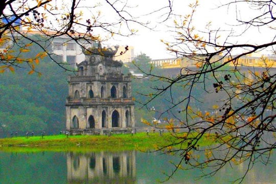 Hà Nội đón hơn 18,3 triệu lượt khách, thu về 73.000 tỷ đồng trong 7 tháng đầu năm 2025 Hà Nội đón hơn 18,3 triệu lượt khách, thu về 73.000 tỷ đồng trong 7 tháng đầu năm 2025