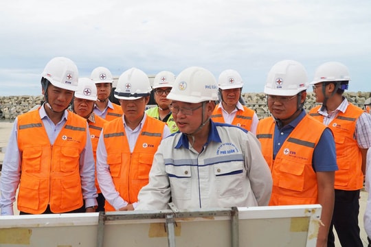 Đẩy nhanh giải phóng mặt bằng cho Trung tâm Điện lực Quảng Trạch Đẩy nhanh giải phóng mặt bằng cho Trung tâm Điện lực Quảng Trạch
