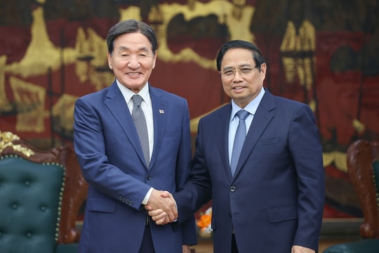 Thủ tướng Phạm Minh Chính tiếp Đặc phái viên của Tổng thống Hàn Quốc