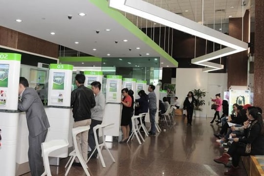 Hai ngân hàng quốc doanh lãi hơn 1,4 tỷ USD sau nửa năm Hai ngân hàng quốc doanh lãi hơn 1,4 tỷ USD sau nửa năm