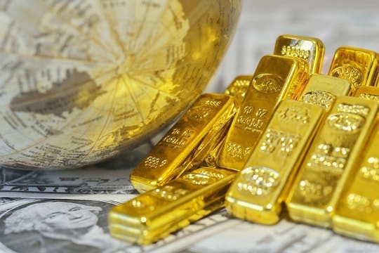 Giá vàng tăng nhẹ trong bối cảnh chờ đợi quyết định bổ nhiệm Chủ tịch Fed mới từ Tổng thống Trump Giá vàng tăng nhẹ trong bối cảnh chờ đợi quyết định bổ nhiệm Chủ tịch Fed mới từ Tổng thống Trump
