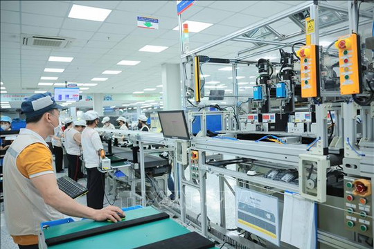 Việt Nam thu hút 13,6 tỷ USD vốn FDI trong 7 tháng đầu năm 2025 Việt Nam thu hút 13,6 tỷ USD vốn FDI trong 7 tháng đầu năm 2025